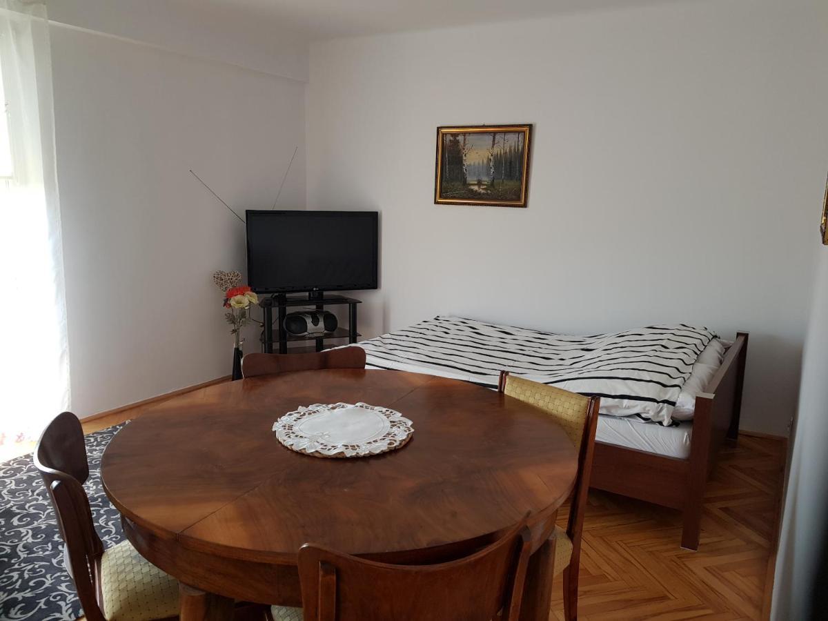 Mieszkanie W Centrum Krakowa Bagian luar foto